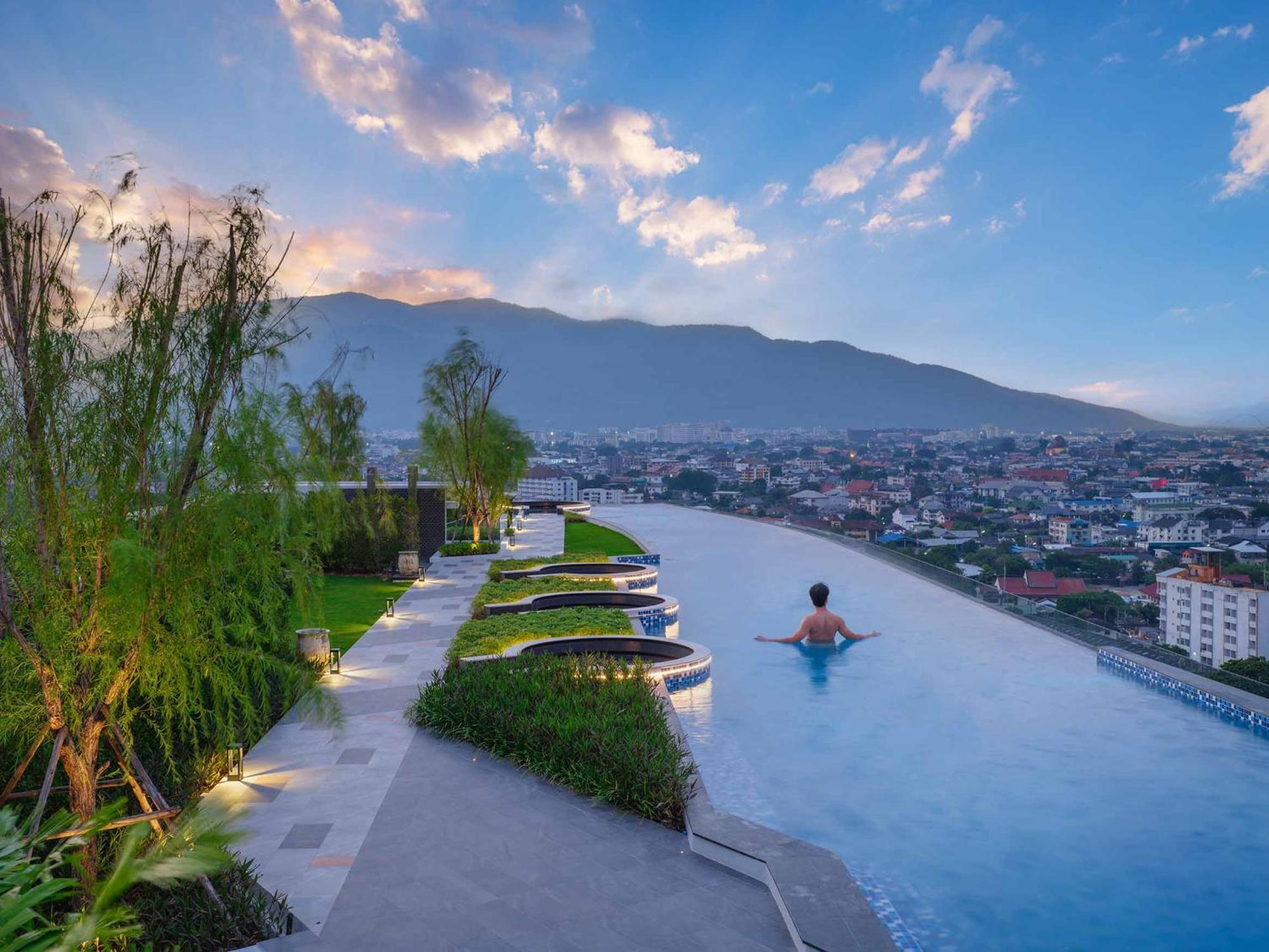 Luxury Condo Astra Sky River Condo Чиангмай Экстерьер фото