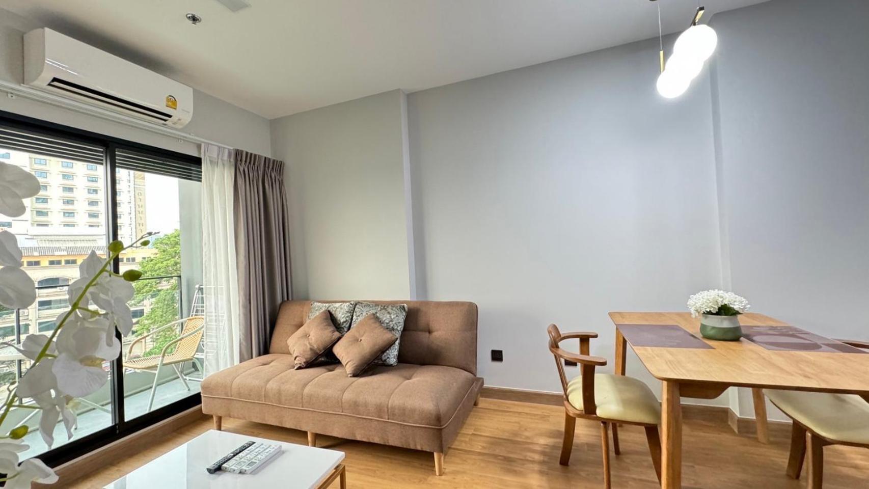 Luxury Condo Astra Sky River Condo Чиангмай Экстерьер фото