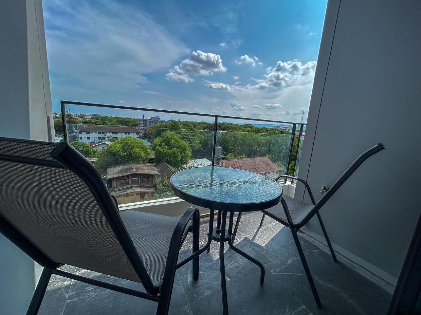 Luxury Condo Astra Sky River Condo Чиангмай Экстерьер фото